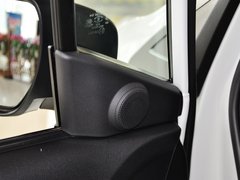 2013款 2.0L 自动 舒适型 7座