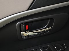 2013款 2.0L 自动 舒适型 7座