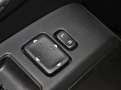 2013款 2.0L 自动 舒适型 7座