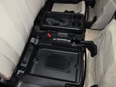 2013款 2.0L 自动 舒适型 7座