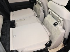2013款 2.0L 自动 舒适型 7座