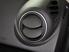 2013款 2.0L 自动 舒适型 7座
