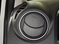 2013款 2.0L 自动 舒适型 7座