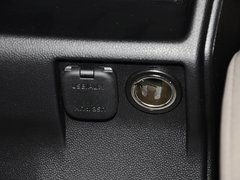 2013款 2.0L 自动 舒适型 7座