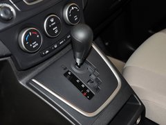 2013款 2.0L 自动 舒适型 7座