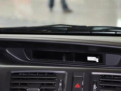 2013款 2.0L 自动 舒适型 7座