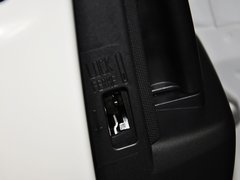 2013款 2.0L 自动 舒适型 7座
