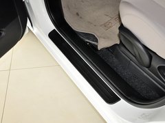 2013款 2.0L 自动 舒适型 7座