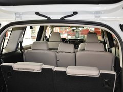 2013款 2.0L 自动 舒适型 7座