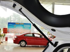 2013款 2.0L 自动 舒适型 7座