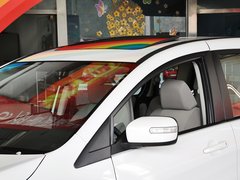 2013款 2.0L 自动 舒适型 7座