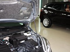 2013款 2.0L 自动 舒适型 7座