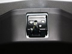2013款 2.0L 自动 舒适型 7座