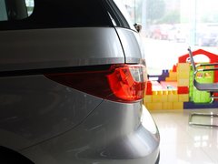 2013款 2.0L 自动 舒适型 7座