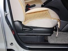 2013款 2.0L 自动 舒适型 7座