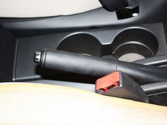 2013款 2.0L 自动 舒适型 7座