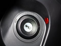 2013款 2.0L 自动 舒适型 7座
