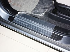 2013款 2.0L 自动 舒适型 7座