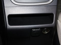 2013款 2.0L 自动 舒适型 7座