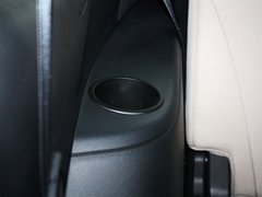 2013款 2.0L 自动 舒适型 7座