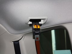 2013款 2.0L 自动 舒适型 7座