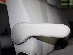 2013款 2.0L 自动 舒适型 7座