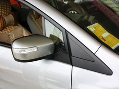 2013款 2.0L 自动 舒适型 7座