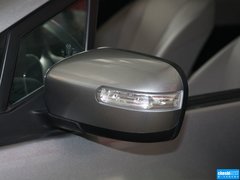 2013款 2.0L 自动 舒适型 7座