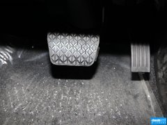 2013款 2.0L 自动 舒适型 7座