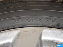 2013款 2.0L 自动 舒适型 7座