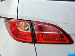 2013款 2.0L 自动 舒适型 7座