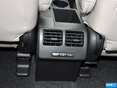 2013款 2.0L 自动 舒适型 7座