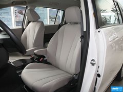 2013款 2.0L 自动 舒适型 7座
