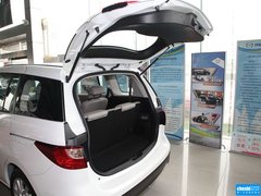 2013款 2.0L 自动 舒适型 7座