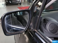 2013款 2.0L 自动 舒适型 7座