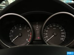 2013款 2.0L 自动 舒适型 7座