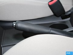 2013款 2.0L 自动 舒适型 7座