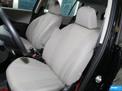 2013款 2.0L 自动 舒适型 7座