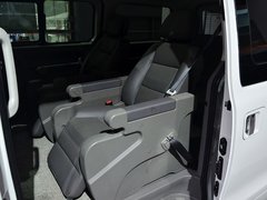 2014款 2.0T 手动 尊贵版 7座