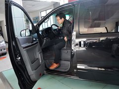 2014款 2.0T 手动 尊贵版 7座