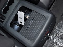 2014款 2.0T 手动 尊贵版 7座