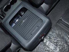 2014款 2.0T 手动 尊贵版 7座