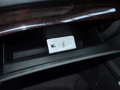 2014款 2.0T 手动 尊贵版 7座