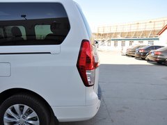 2014款 2.0T 手动 尊贵版 7座