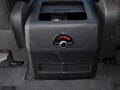 2014款 2.0T 手动 尊贵版 7座