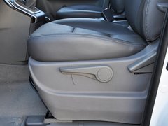 2014款 2.0T 手动 尊贵版 7座