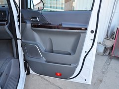 2014款 2.0T 手动 尊贵版 7座