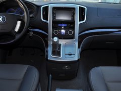 2014款 2.0T 手动 尊贵版 7座