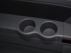 2014款 2.0T 手动 尊贵版 7座