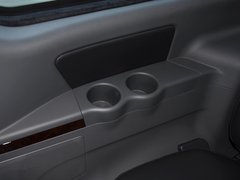 2014款 2.0T 手动 尊贵版 7座